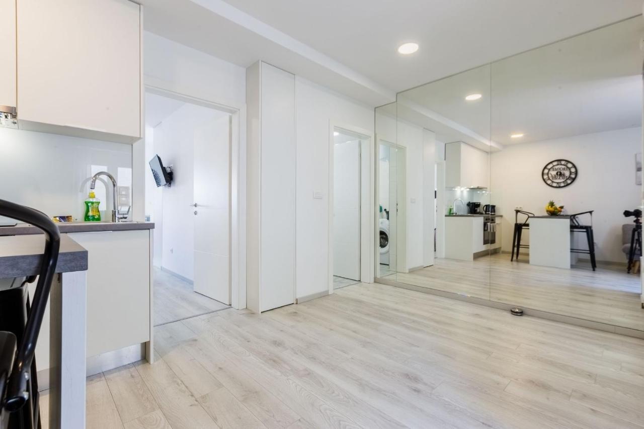 2Sis 2 Apartments Zadar Eksteriør billede