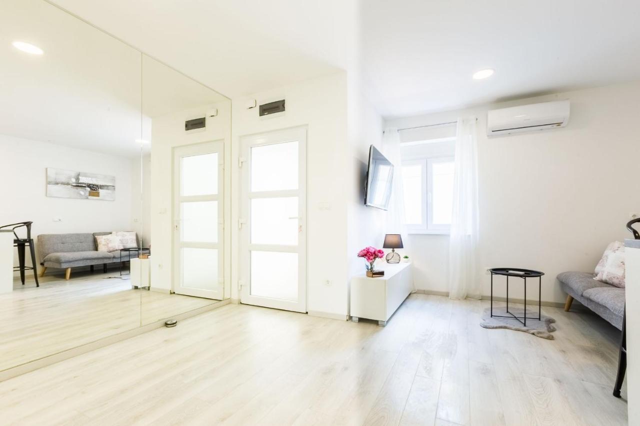 2Sis 2 Apartments Zadar Eksteriør billede